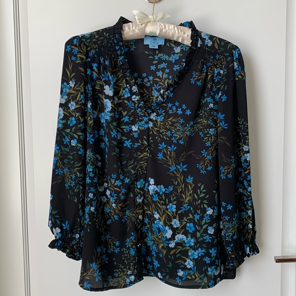 CeCe Aria Baby Doll Floral Ruffled Neck Button Down Blouse Top - Picture 1 of 10